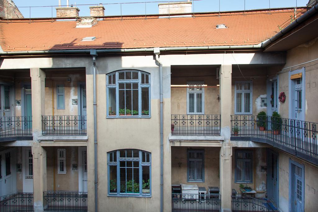 Self Check-In Eco Studio In The Heart Of Buda Budapest Exterior photo